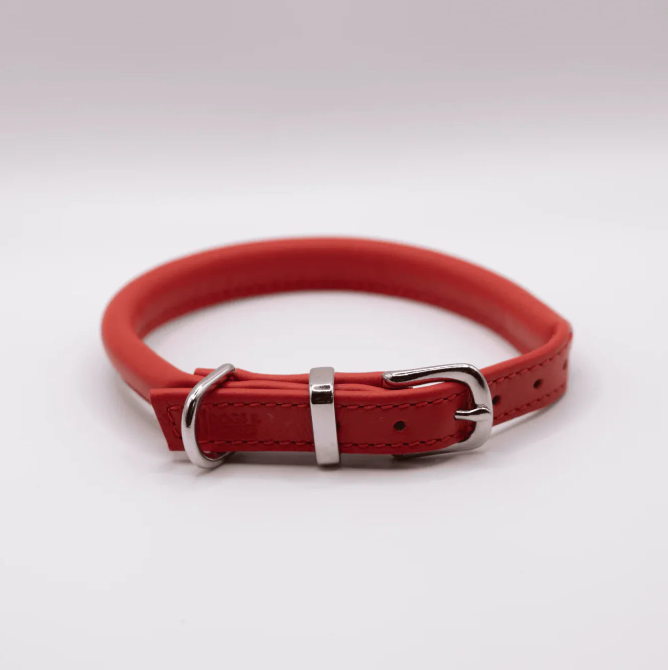 Rolled Soft Leather Collar