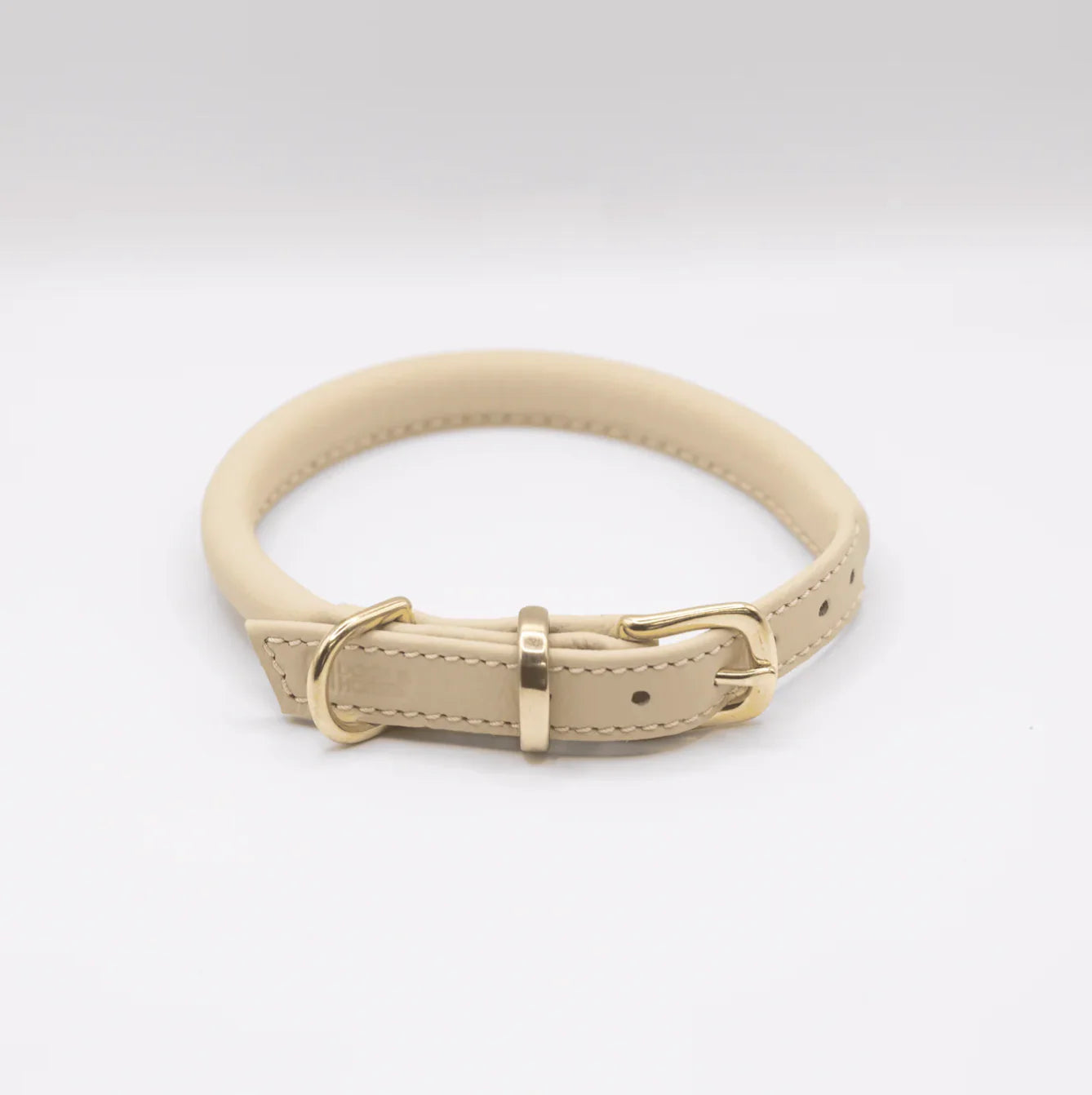 Rolled Soft Leather Collar